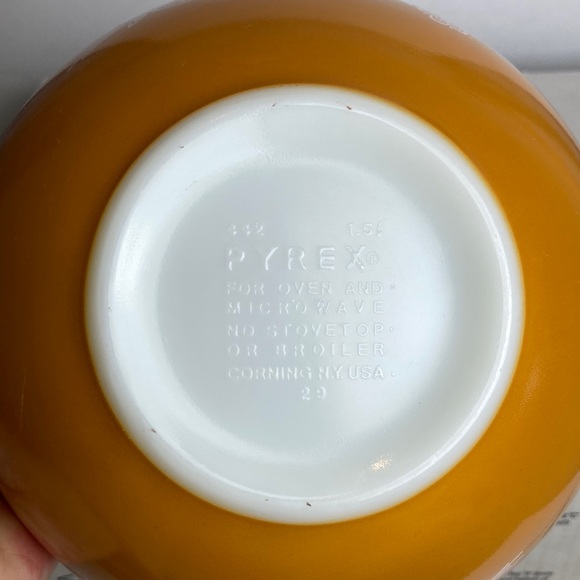 Vintage Pyrex Bowls Set Butterfly Gold Cinderella Butterflies 4 Pc Antique - Picture 15 of 16